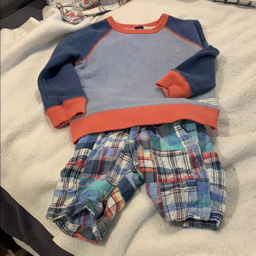 Boys gapkids madras shorts and sweatshirt set sz5